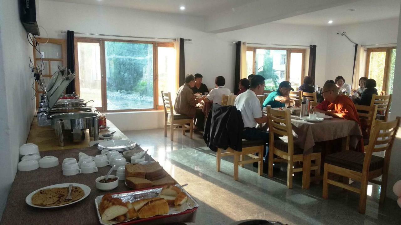 Hunder Residency Hotell Leh Eksteriør bilde